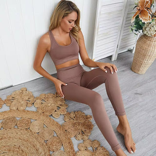 Hyperflex Seamless 2-Piece Athletic Set: Long Sleeve Crop Top & High-Waist Leggings